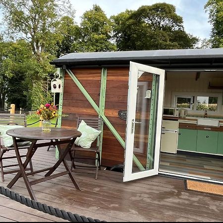 Ted'S Shed Apartment บิชอปโอ๊คแลนด์ ภายนอก รูปภาพ